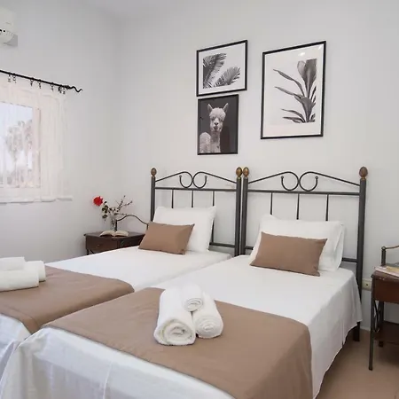 Апартаменты Syriti *